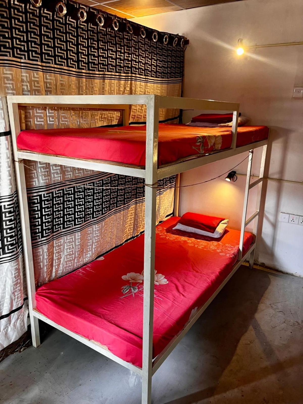 Surfing Lion Hostel Arugam Bay Kültér fotó
