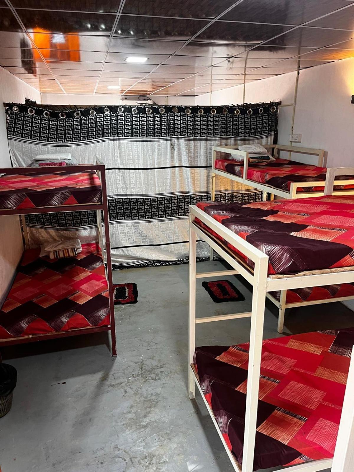 Surfing Lion Hostel Arugam Bay Kültér fotó